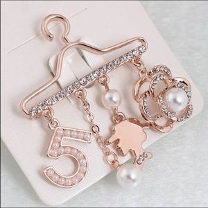 Classy & Fabulous Hanger Brooch